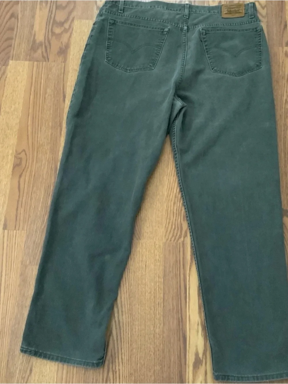 Levi Jeans Strauss Signature 540 Relaxed Fit olive greenDenim Jeans Size 42x32